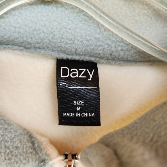 DAZY Two Tone Raglan Sleeve Half Zipper Fleece Pullover, Size M (US 2) - Picture 6 of 6